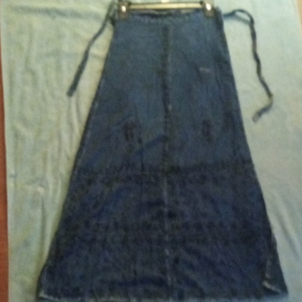 Vintage Embroidered Wrap Skirt